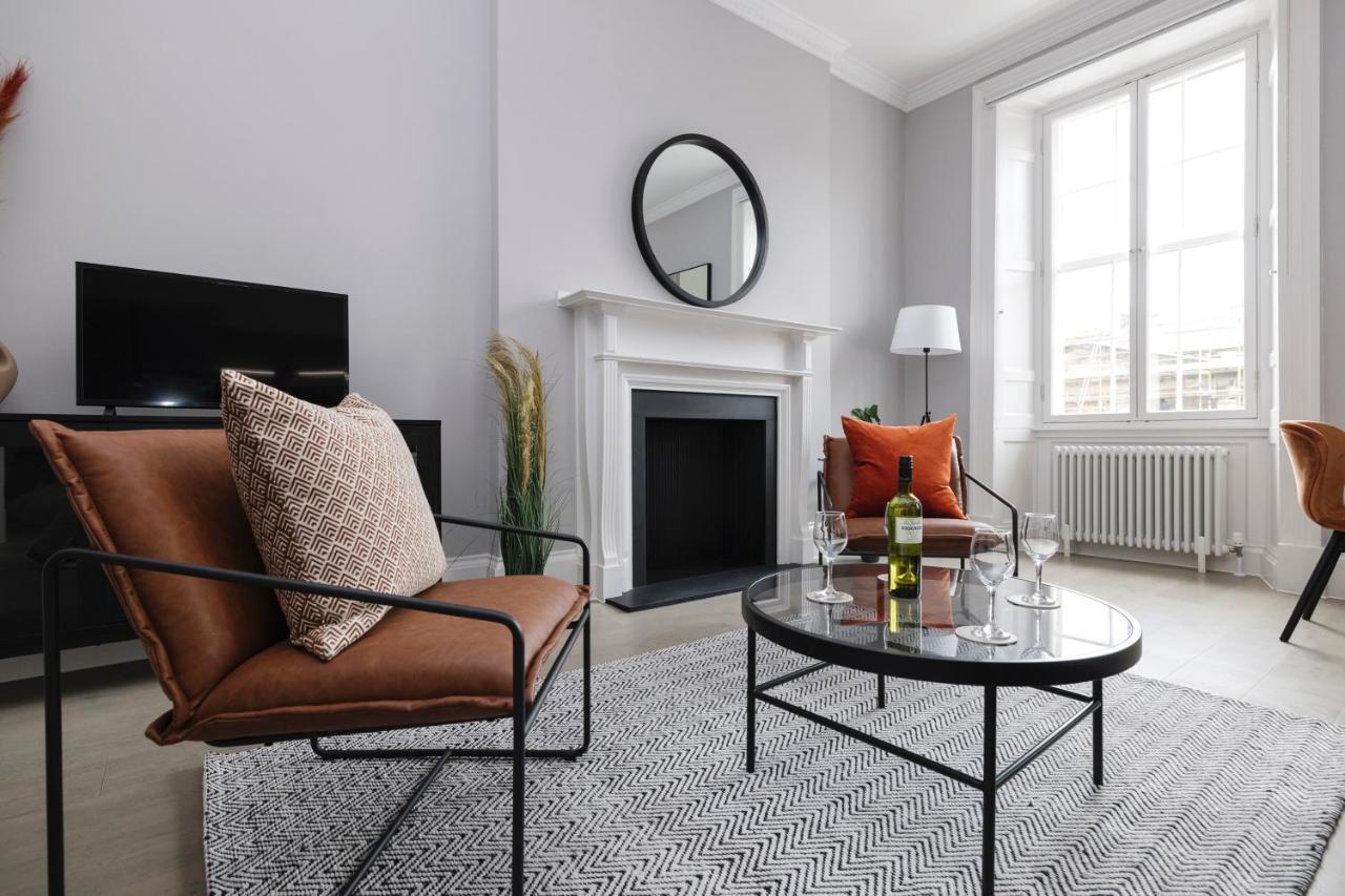 Joivy Luxurious Apt On Notable George Street エディンバラ エクステリア 写真