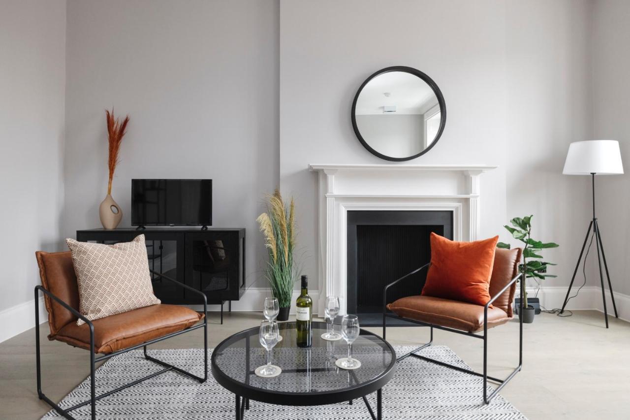 Joivy Luxurious Apt On Notable George Street エディンバラ エクステリア 写真